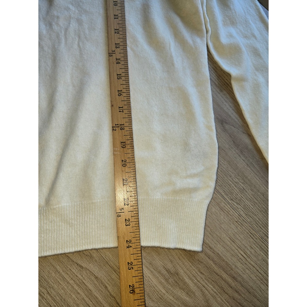 Women's Cashmere Sweater Cream Crewneck quiet luxury classic preppy - Picture 8 of 9